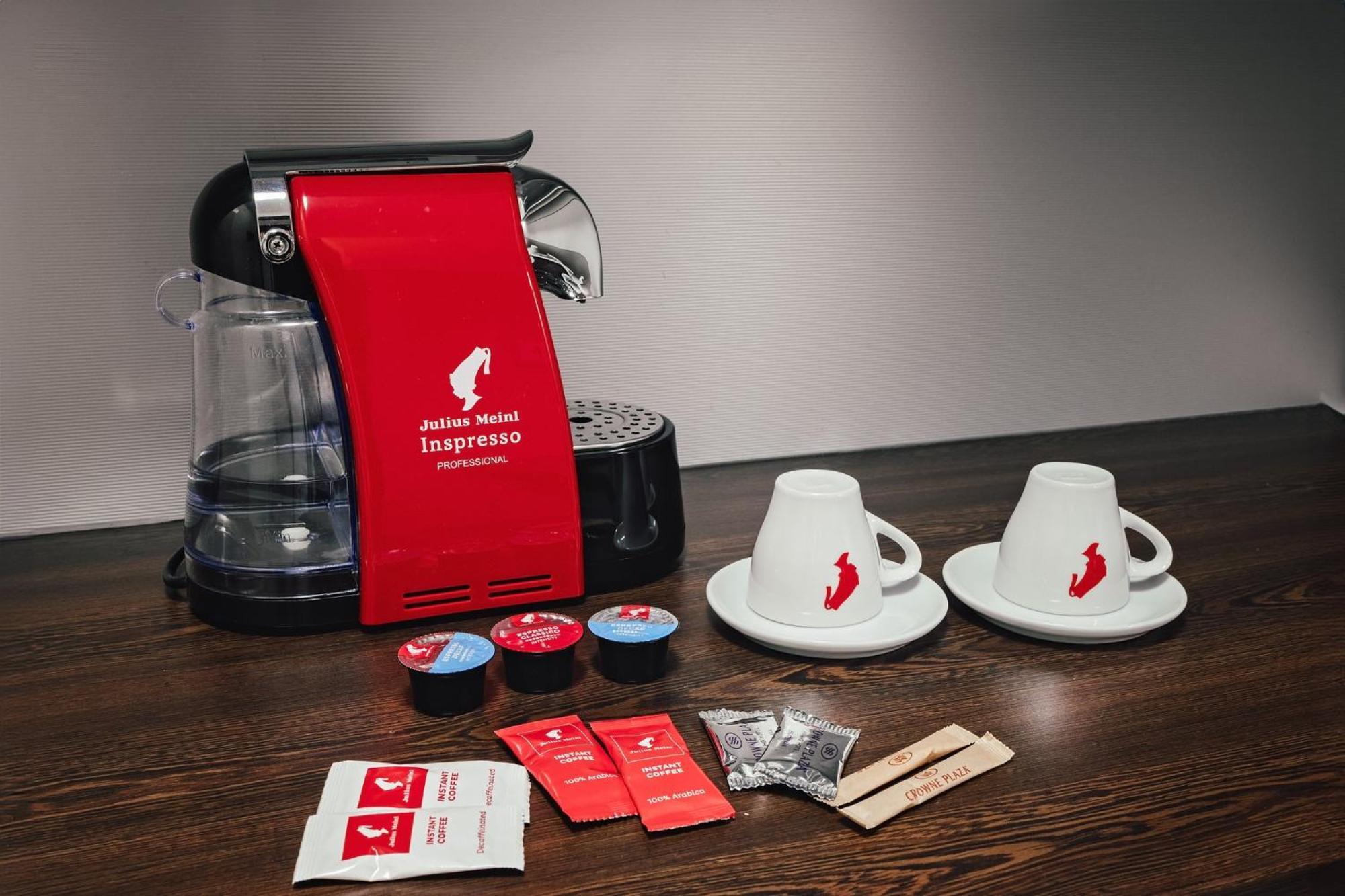 Crowne Plaza By Ihg Hotel Pressburg
