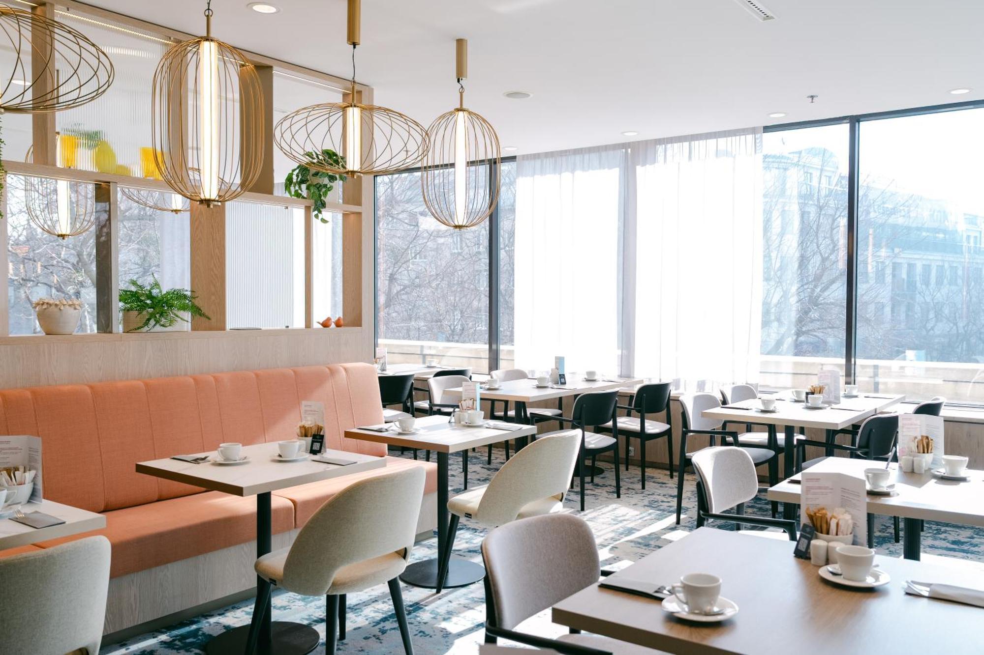Crowne Plaza By Ihg Hotel Bratislava